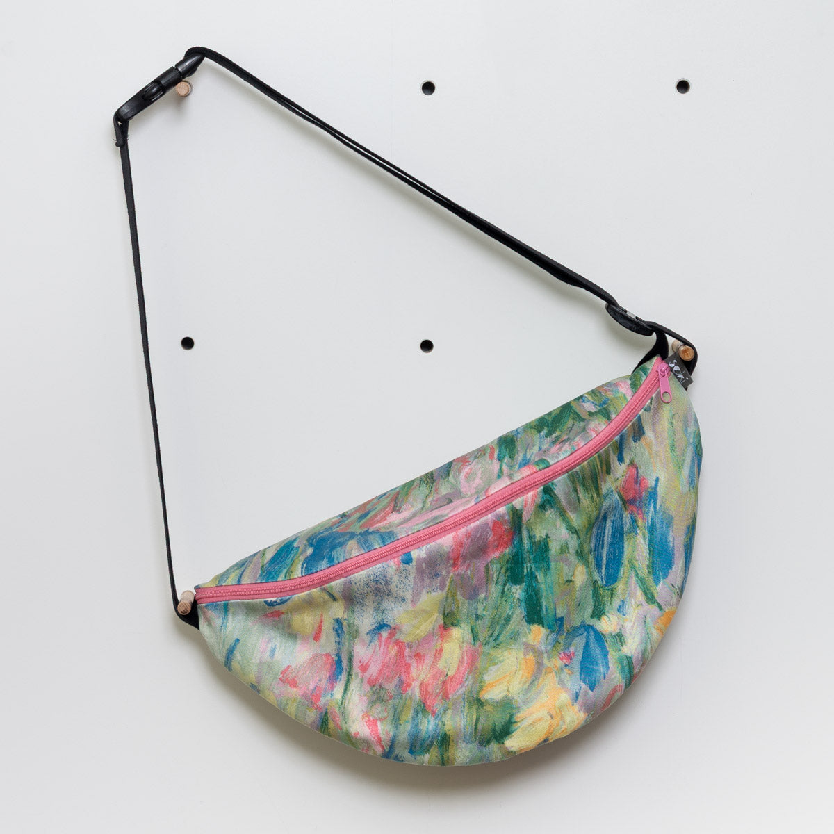 Nachhaltige Upcycling Hip Bag - Made in Germany