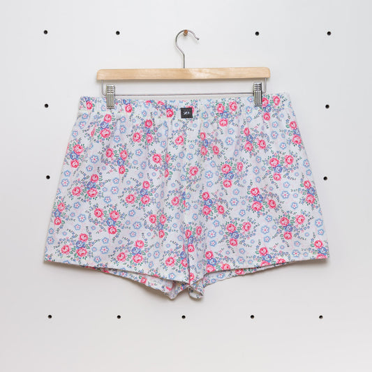 ein Unikat aus Omis alter Bettwäsche