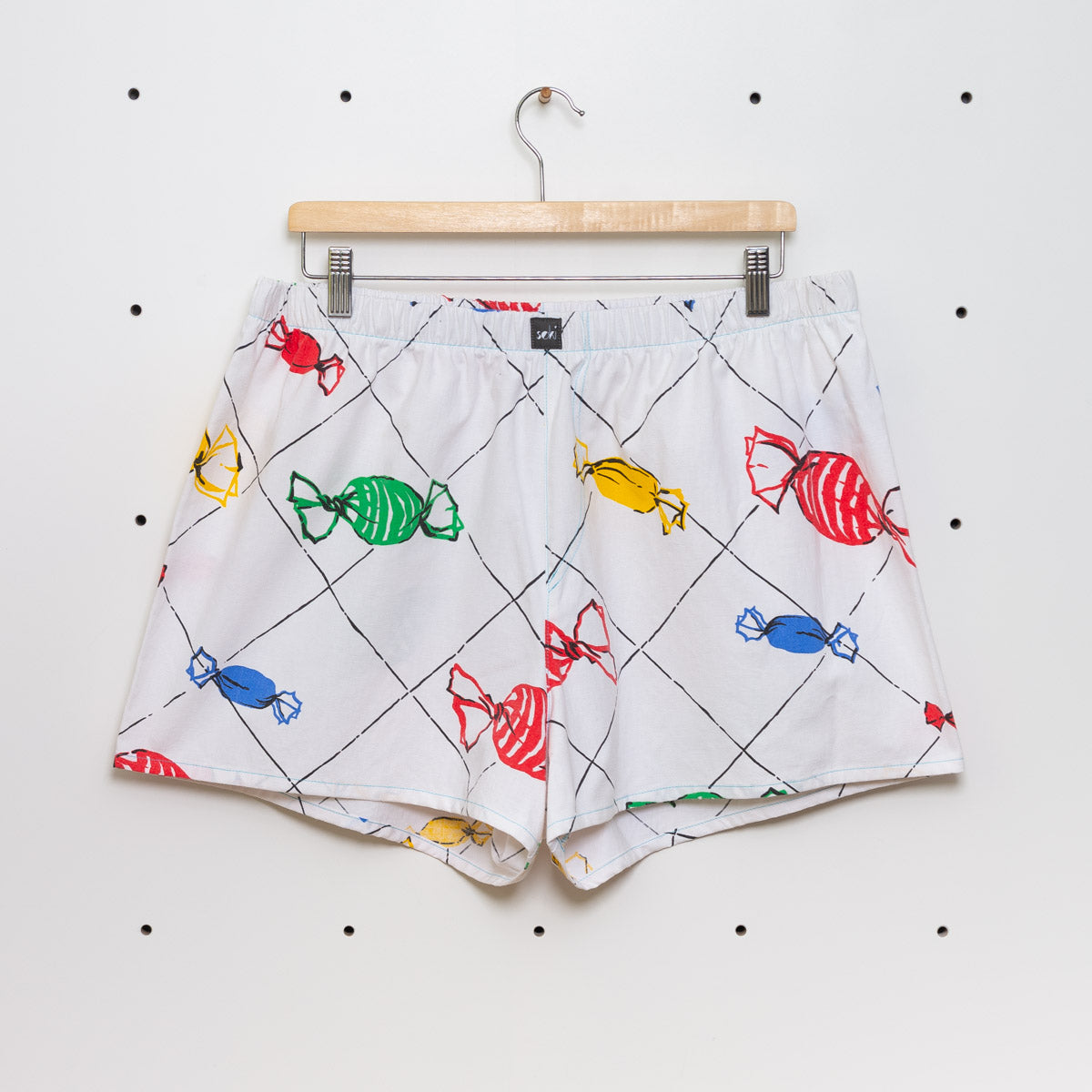 ein Unikat aus Omis alter Bettwäsche