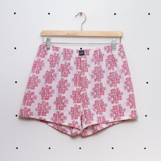 ein Unikat aus Omis alter Bettwäsche