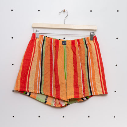 ein Unikat aus Omis alter Bettwäsche