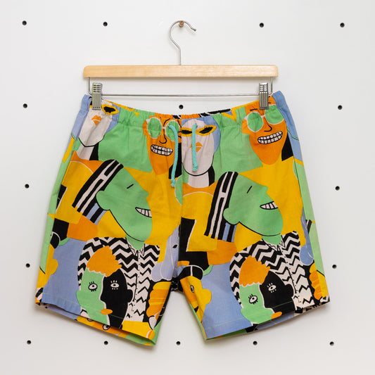 ein Unikat aus Omis alter Bettwäsche