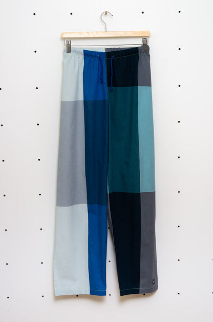 ein Unikat aus Omis alter Bettwäsche