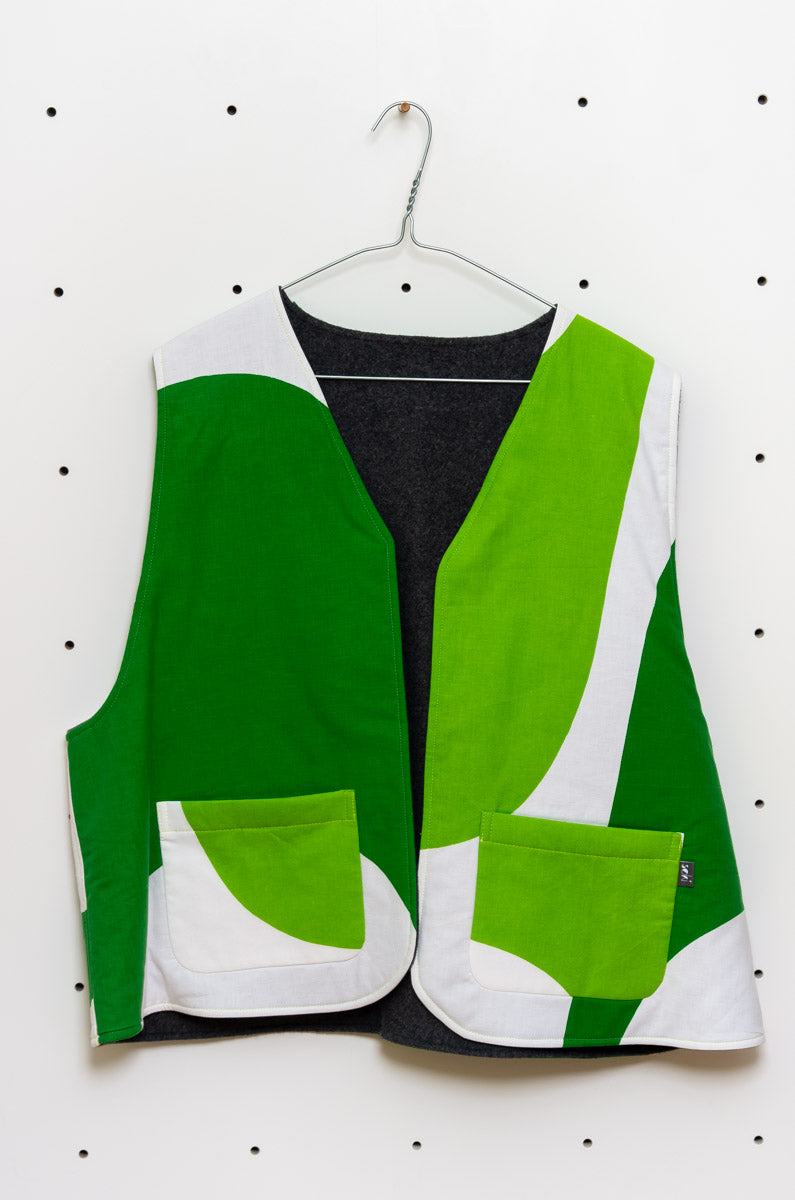 Upcycling Wendeweste – Baumwoll-Bettwäsche & Bio-Fleece Gr. XL - Made in Germany