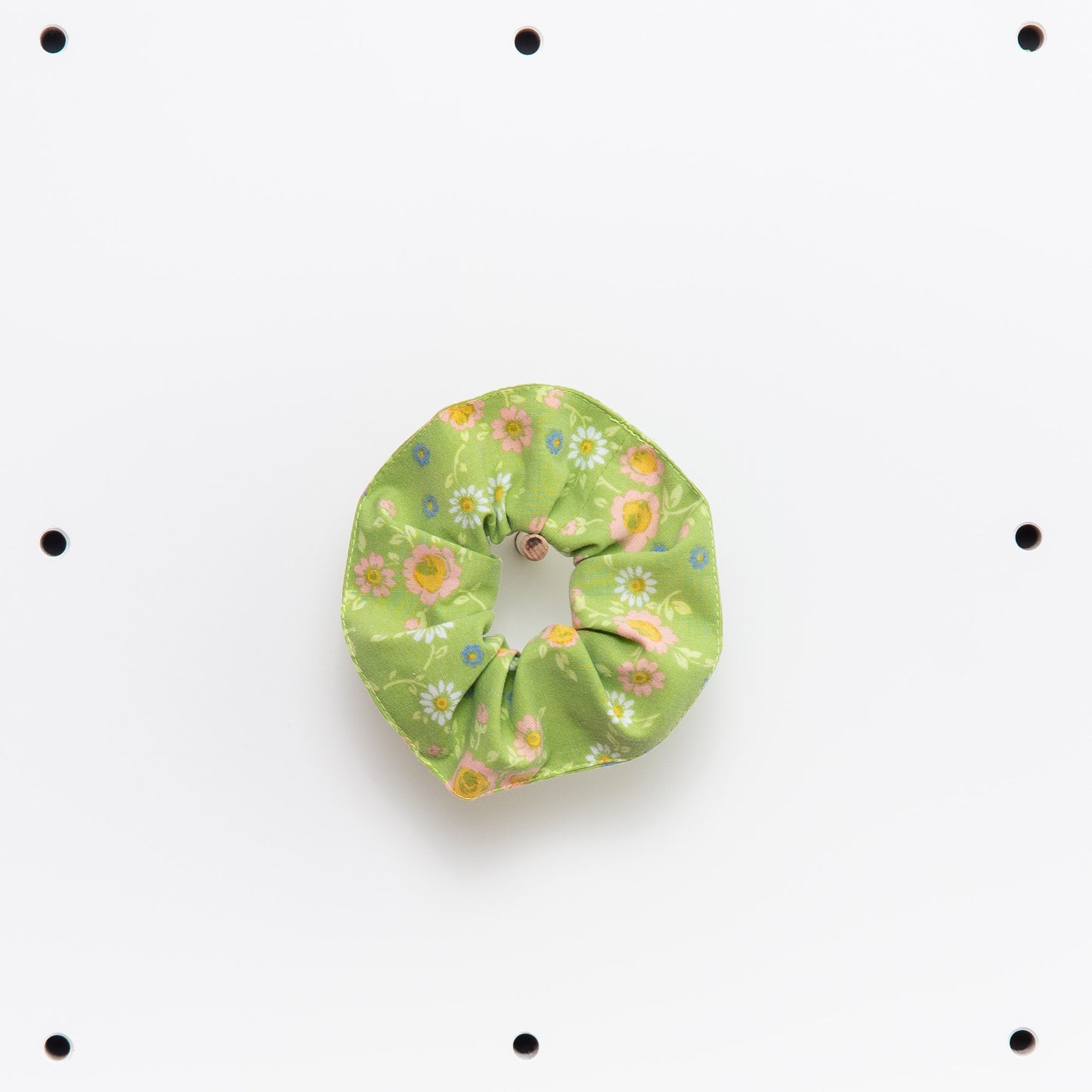 Nachhaltiges Scrunchie aus Omi's alter Bettwäsche - Made in Germany