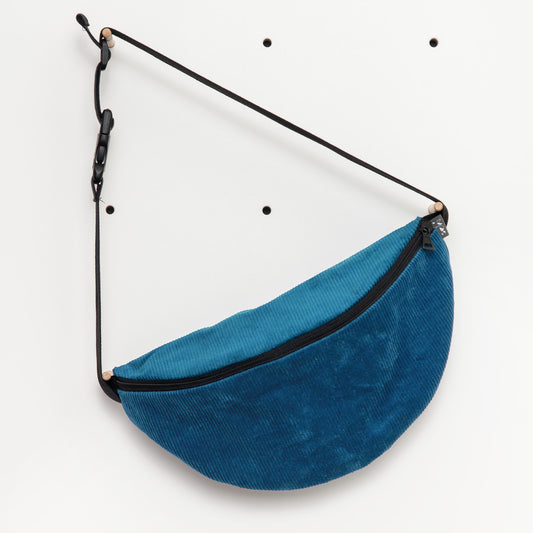 Nachhaltige Hip Bag Cord 2.0 - Blau - Made in Germany