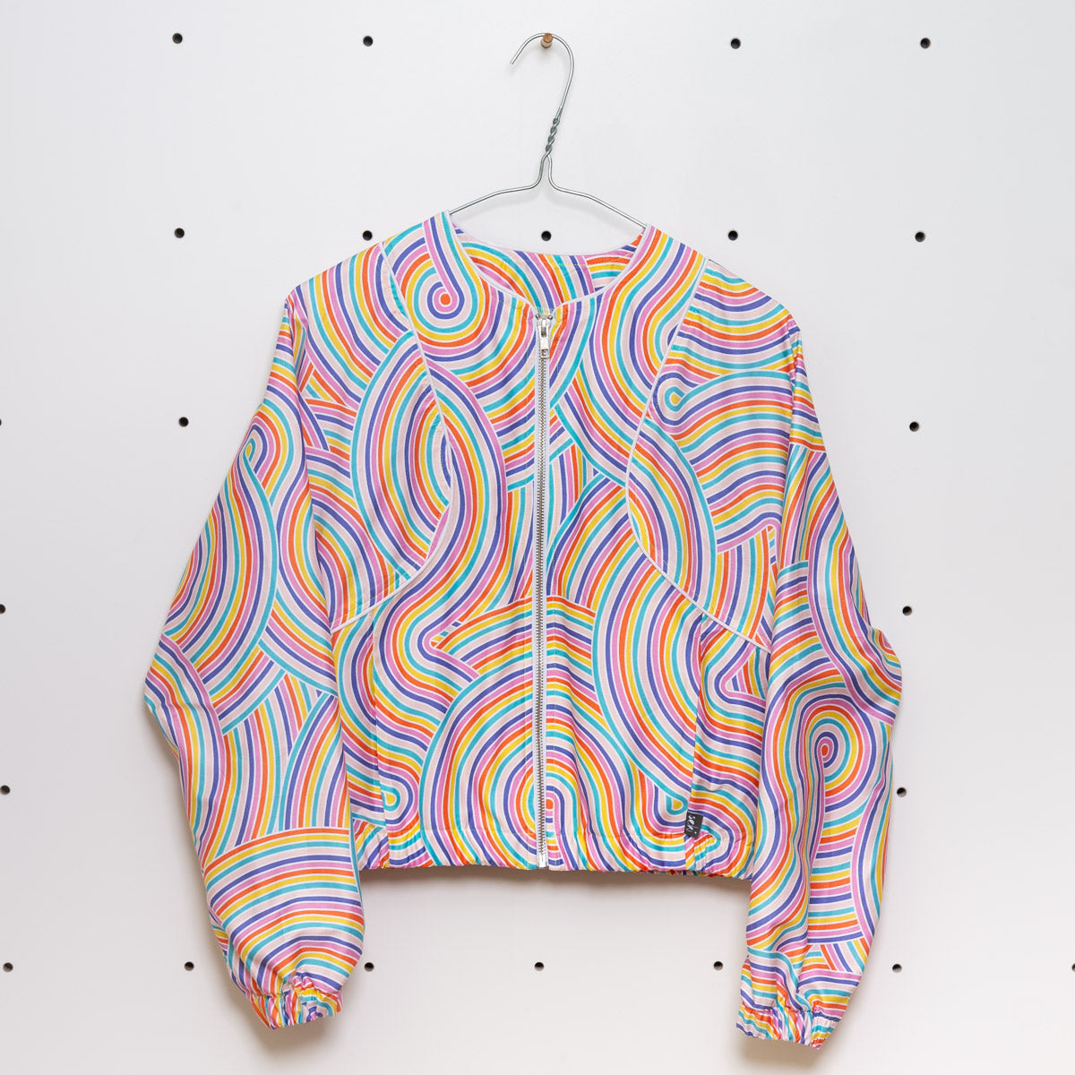 Nachhaltige Blouson Rainbow Waves – Good Vibes Edition