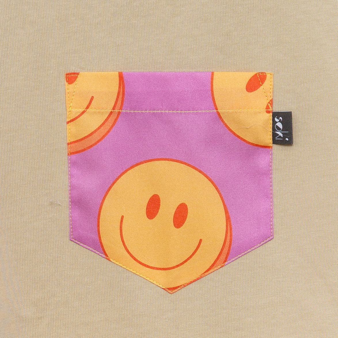 Nachhaltiges SOKI Heavy Shirt Happy Smiles – Good Vibes Edition