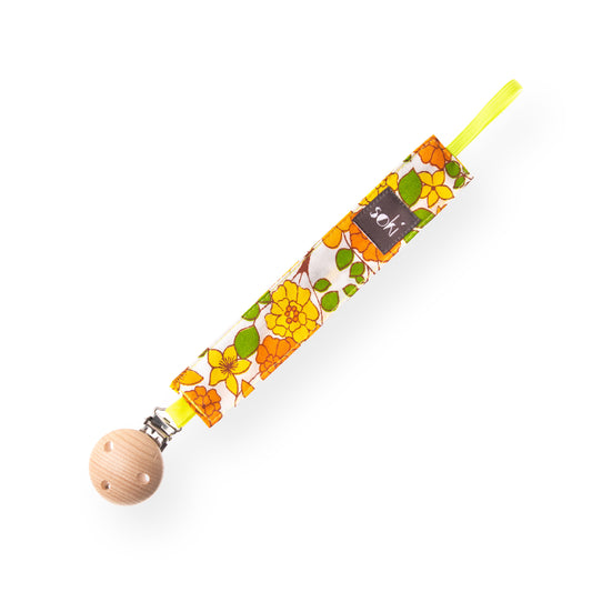 Nachhaltige Schnullerkette aus Omi´s alter Bettwäsche - Made in Germany